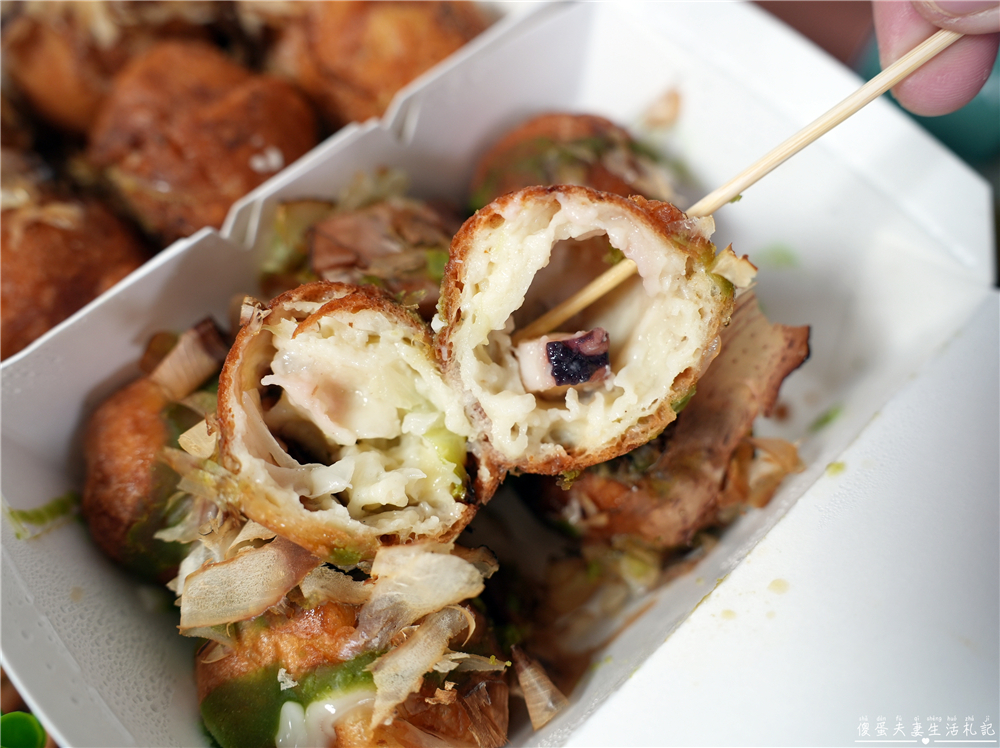 【桃園中壢。美食】『板本章魚燒-中壢店』口味多元！美味的傳統散步小點心~ @傻蛋夫妻生活札記