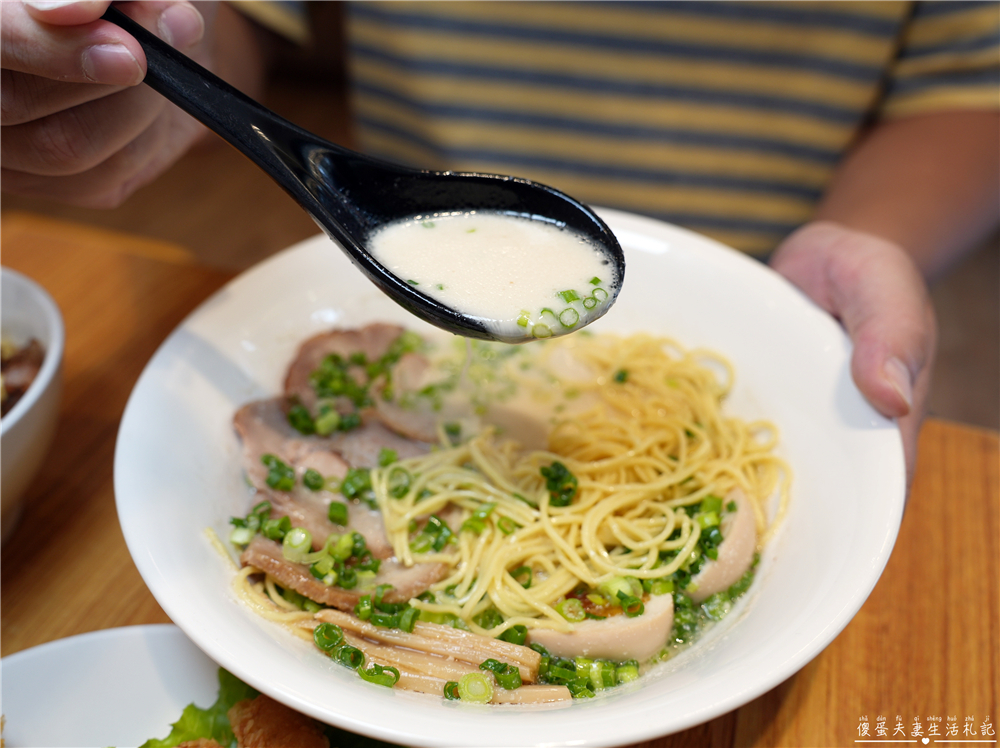 【桃園中壢。美食】『川勝家拉麵』濃香涮嘴！口味、麵條可客制的拉麵專賣店！ @傻蛋夫妻生活札記