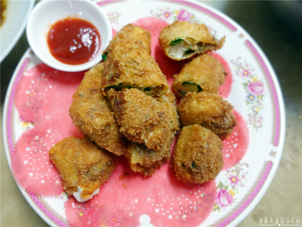【苗栗三義美食】『穎川美食館』古色古香！三合院老宅內的客家料理！ @傻蛋夫妻生活札記