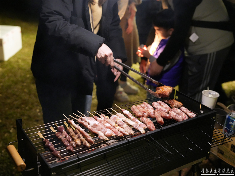 【苗栗頭屋。露營】『微時光露營園區』舒服遼闊!有大草皮與優美夜景的簡單露營區! @傻蛋夫妻生活札記 【苗栗頭屋。露營】『微時光露營園區』舒服遼闊!有大草皮與優美夜景的簡單露營區! @傻蛋夫妻生活札記