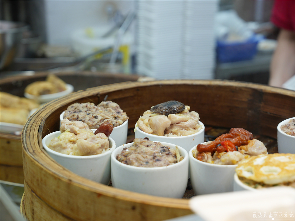 【香港東區。景點】『春秧街』叮叮車穿梭的北角市井風情～體驗最特別的街市魅力！ @傻蛋夫妻生活札記