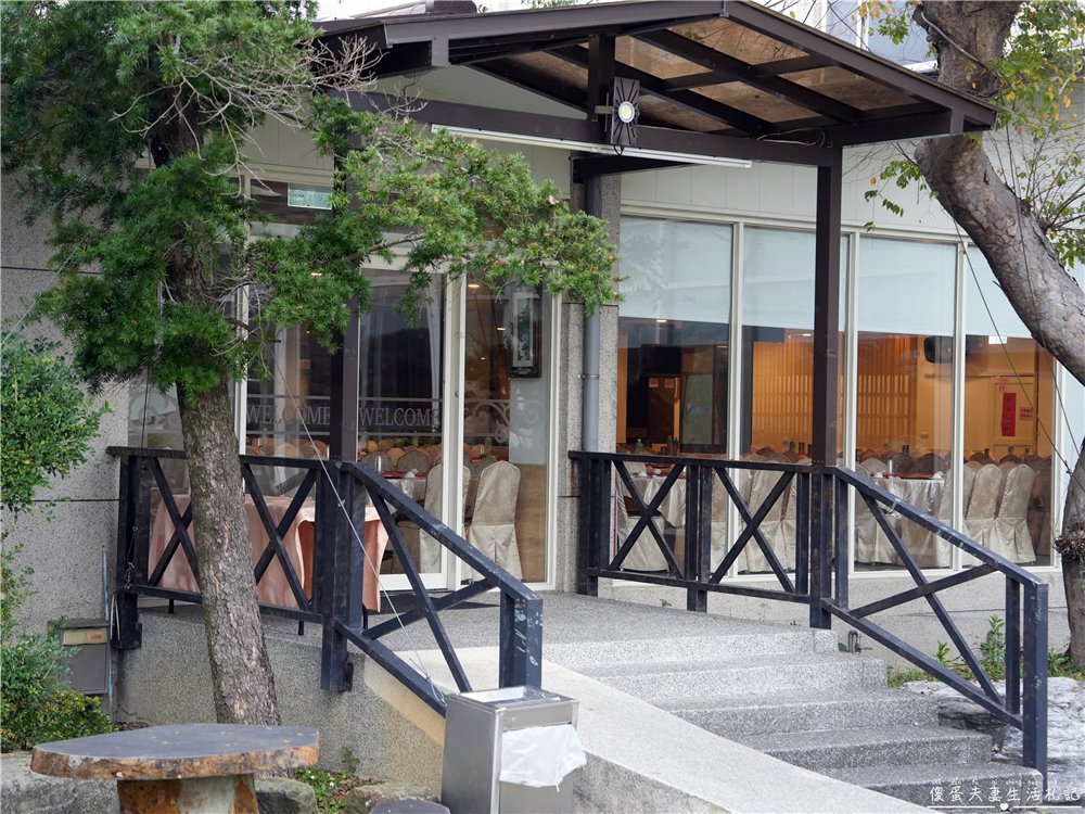 【苗栗公館。美食】『蘭庭農莊花園餐廳』菜品大氣豐盛！苗栗超人氣老字號景觀餐廳！ @傻蛋夫妻生活札記