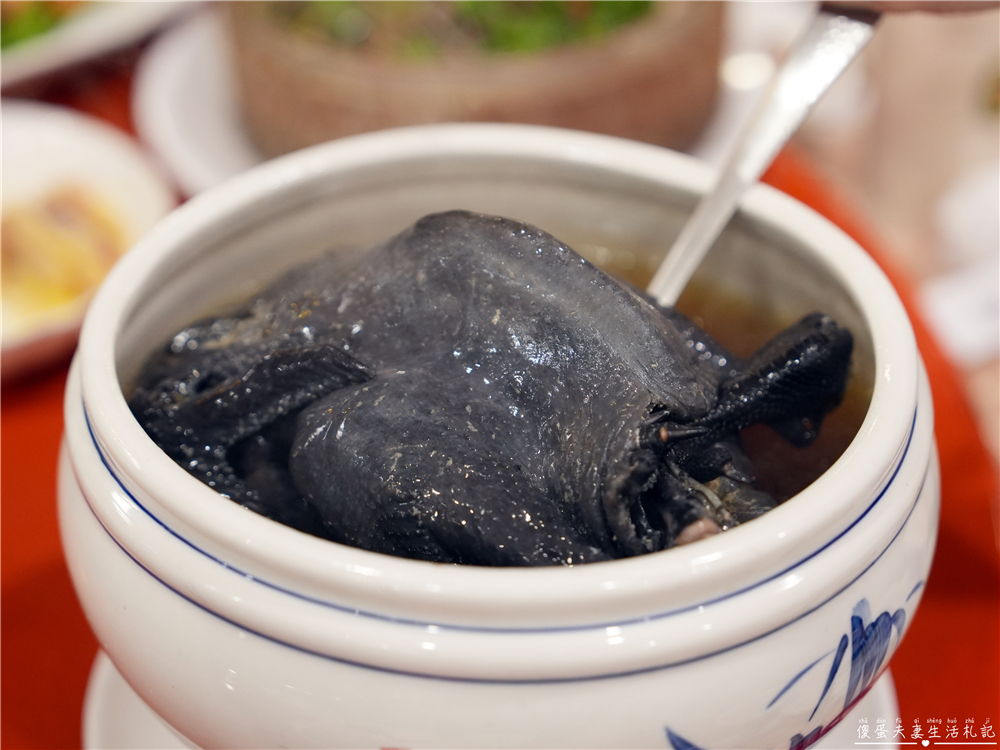 【苗栗公館。美食】『蘭庭農莊花園餐廳』菜品大氣豐盛！苗栗超人氣老字號景觀餐廳！ @傻蛋夫妻生活札記