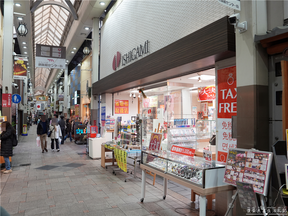 【日本奈良。彙集】『奈良一日遊』奈良公園餵鹿、探訪世界遺產東大寺與餅飯殿町的美食探索行程！ @傻蛋夫妻生活札記
