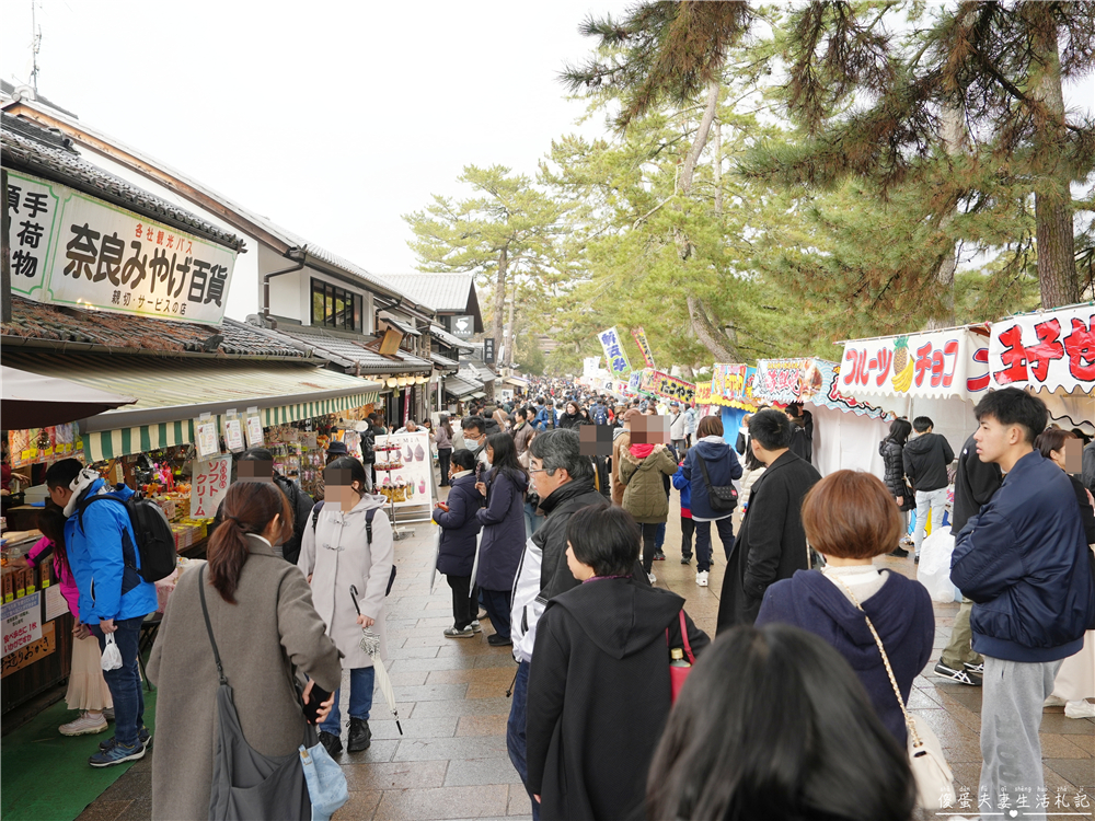【日本奈良。彙集】『奈良一日遊』奈良公園餵鹿、探訪世界遺產東大寺與餅飯殿町的美食探索行程！ @傻蛋夫妻生活札記