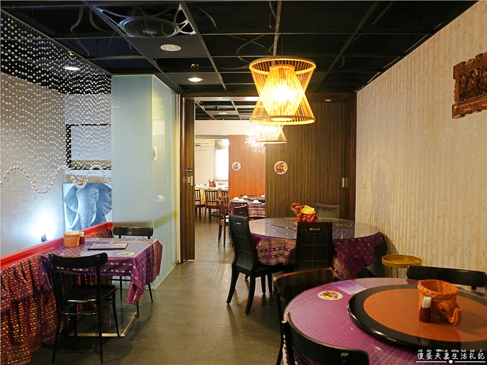 【台中西區。美食】『曼谷皇朝泰式料理』口味好吃，免服務費~套餐、合菜再享九折優惠！擁有大型私人包廂的台中老字號泰式料理！ @傻蛋夫妻生活札記