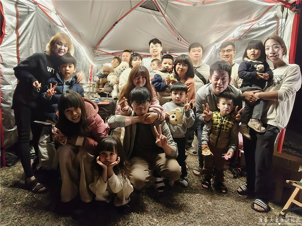 【苗栗頭屋。露營】『微時光露營園區』舒服遼闊!有大草皮與優美夜景的簡單露營區! @傻蛋夫妻生活札記 【苗栗頭屋。露營】『微時光露營園區』舒服遼闊!有大草皮與優美夜景的簡單露營區! @傻蛋夫妻生活札記