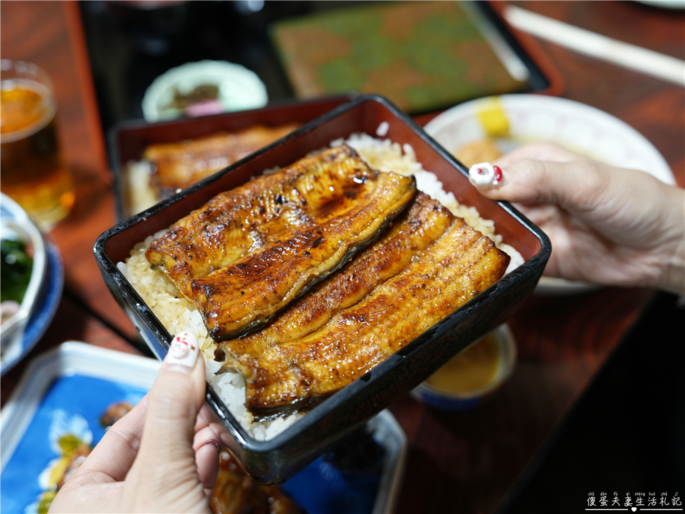 【日本千葉。美食】『近江屋』百年炭火鰻魚飯老舖！成田山表參道的職人滋味~ @傻蛋夫妻生活札記