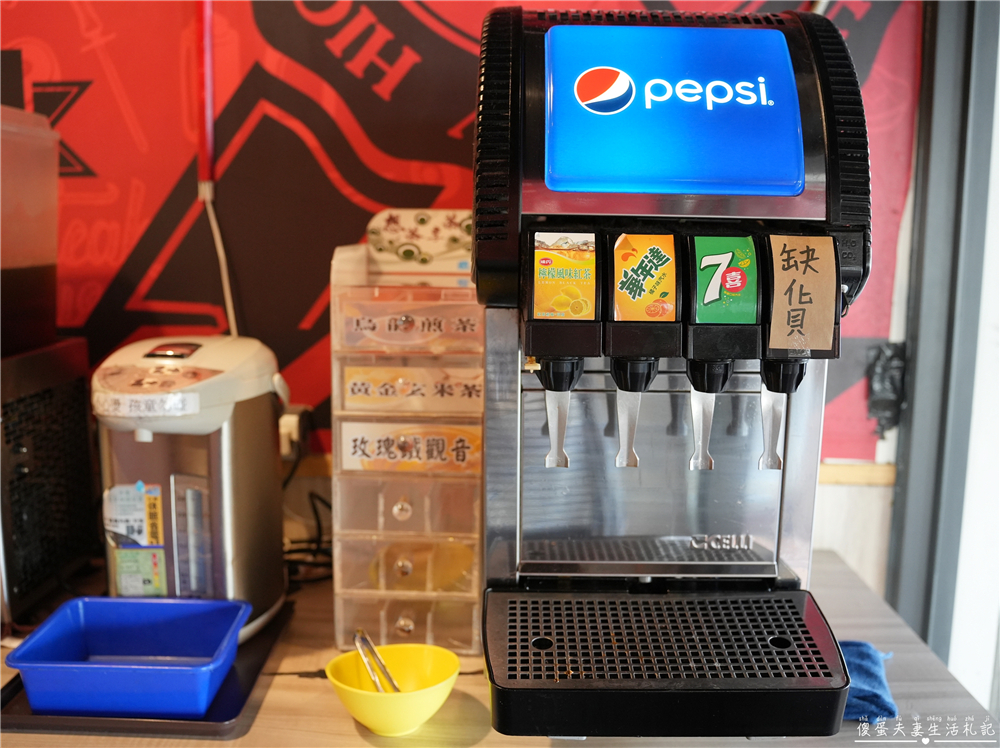 【桃園中壢。美食】『有煎平價牛排』小資最愛！180元起就可以爽吃自助吧！ @傻蛋夫妻生活札記