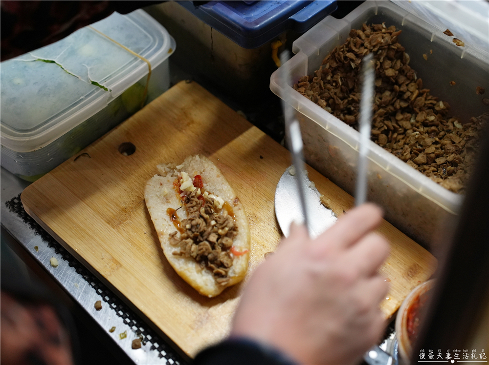 【新北汐止。美食】『大腸包小腸』涮嘴多汁！中興路商圈夜市的超夯大腸包小腸！ @傻蛋夫妻生活札記