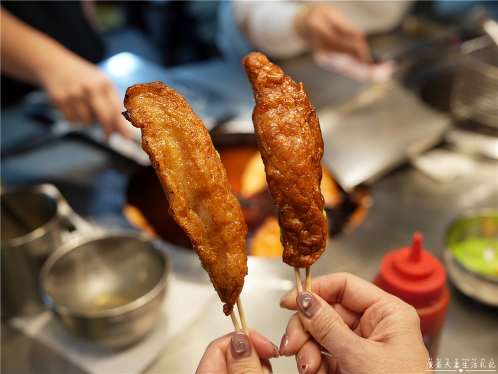 【台中東區。美食】『丁香深海旗魚串』夜市人氣小吃！旱溪夜市的串炸小點心~ @傻蛋夫妻生活札記