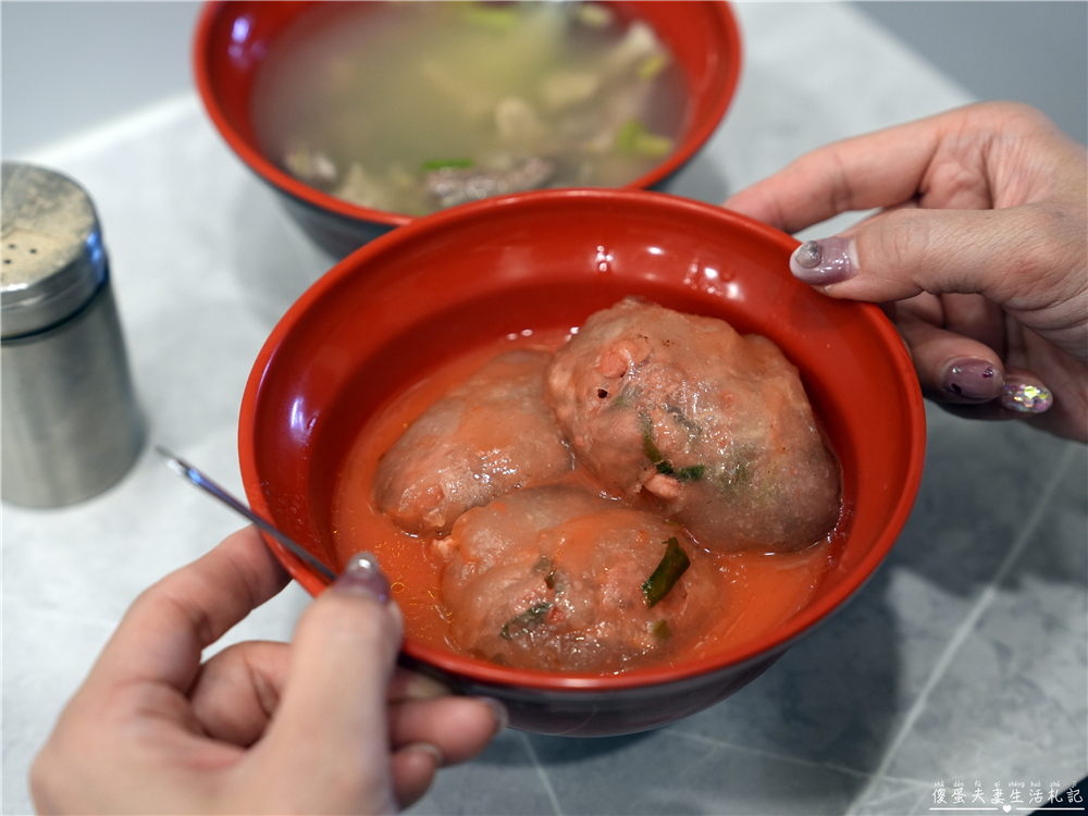 【苗栗頭份。美食】『新竹玉龍肉圓-頭份店』新竹超人氣名店in頭份！小巧可愛的傳統油泡肉圓~ @傻蛋夫妻生活札記