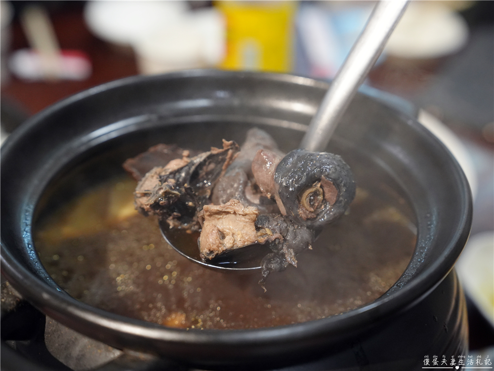 【台中北屯】『東明釣蝦場』24小時營業！全場禁菸的釣蝦場兼熱炒店！ @傻蛋夫妻生活札記