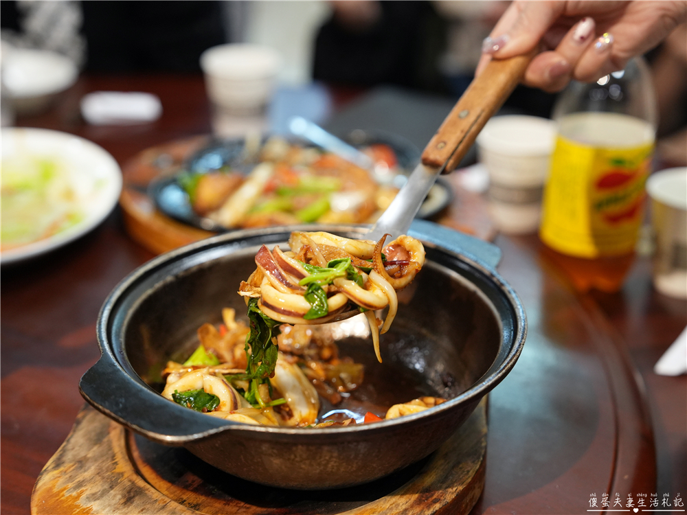 【台中北屯】『東明釣蝦場』24小時營業！全場禁菸的釣蝦場兼熱炒店！ @傻蛋夫妻生活札記