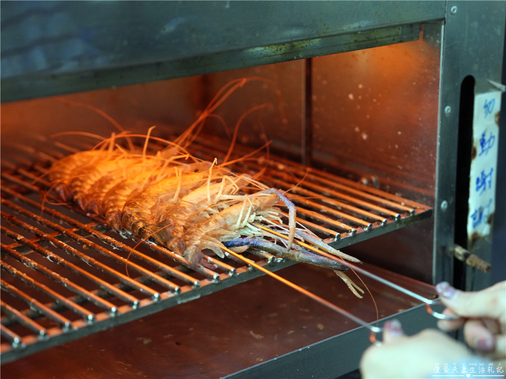 【台中北屯】『東明釣蝦場』24小時營業！全場禁菸的釣蝦場兼熱炒店！ @傻蛋夫妻生活札記