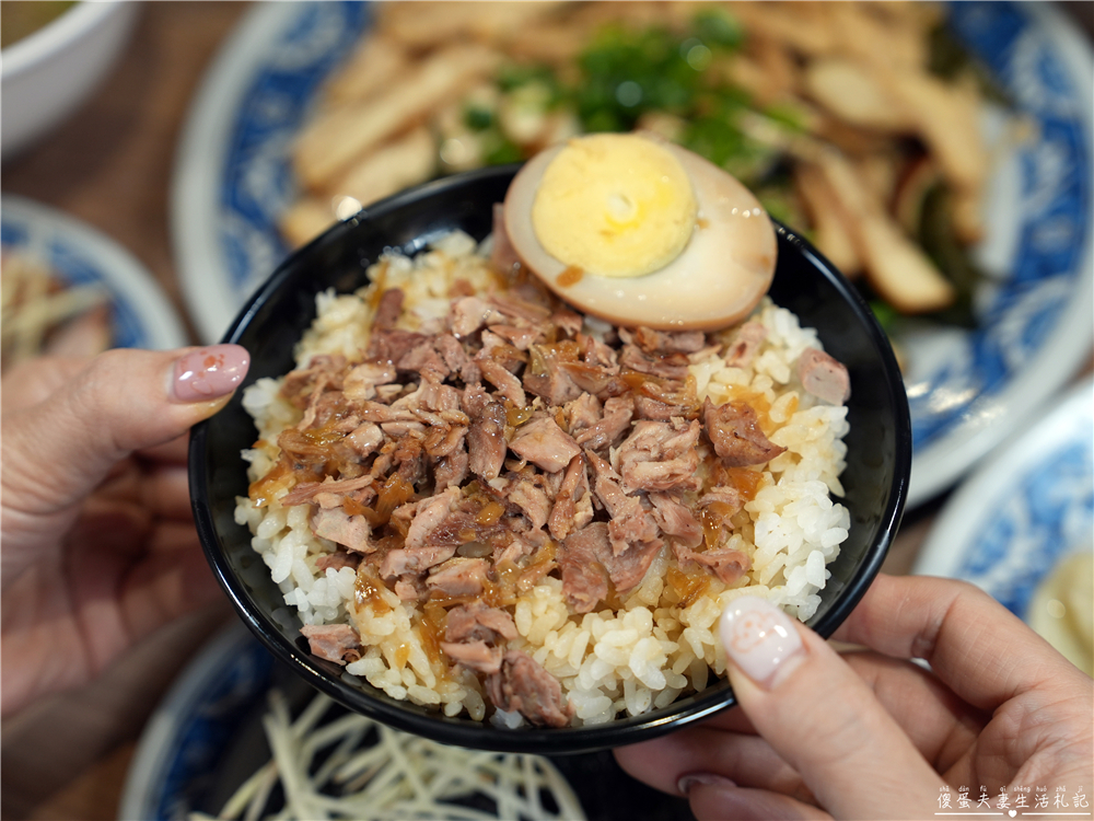 【苗栗市。美食】『林家鴨香飯』必點獨特麻醬鴨肉麵！涮嘴系的鴨肉小吃專賣！ @傻蛋夫妻生活札記