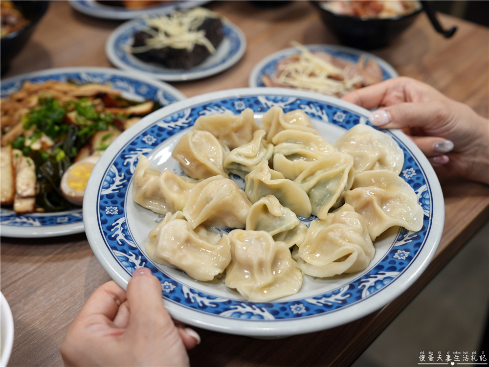 【苗栗市。美食】『林家鴨香飯』必點獨特麻醬鴨肉麵！涮嘴系的鴨肉小吃專賣！ @傻蛋夫妻生活札記