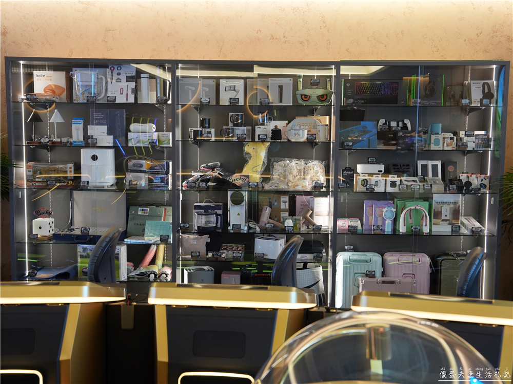 【台中后里。美食】『樂奇Lucky Club』大人系餐酒館！全台唯一拉斯維加斯風格~吃喝玩樂住一站搞定！ @傻蛋夫妻生活札記