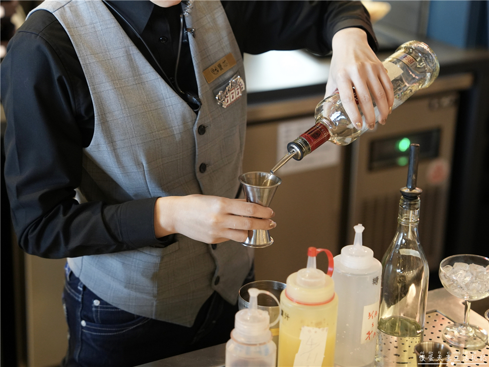 【台中后里。美食】『樂奇Lucky Club』大人系餐酒館！全台唯一拉斯維加斯風格~吃喝玩樂住一站搞定！ @傻蛋夫妻生活札記