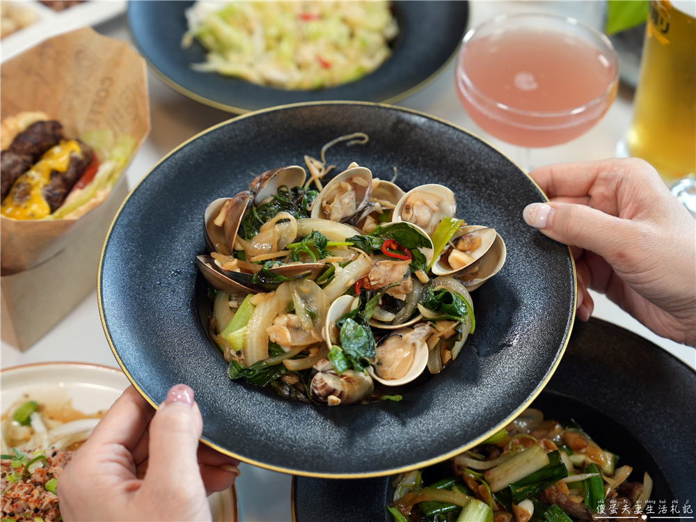 【台中后里。美食】『樂奇Lucky Club』大人系餐酒館！全台唯一拉斯維加斯風格~吃喝玩樂住一站搞定！ @傻蛋夫妻生活札記