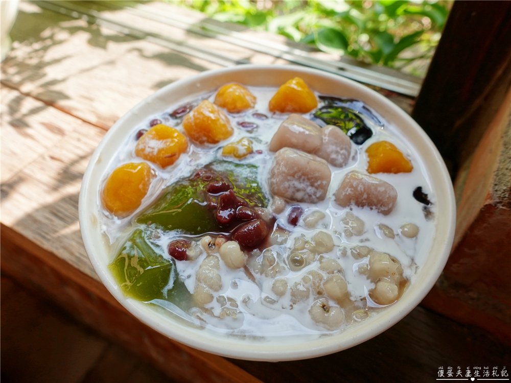 【台中龍井美食】『東海龍門客棧美食』Q彈芋圓搭配滑順仙草凍！東海商圈必吃甜點！ @傻蛋夫妻生活札記