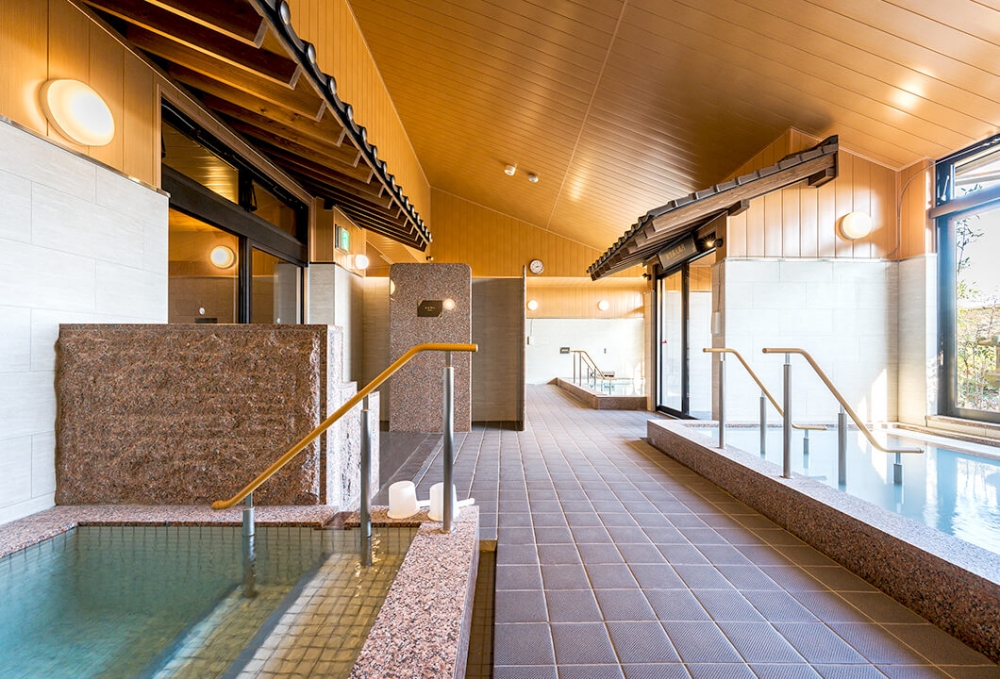 【日本千葉】『成田空港温泉 空の湯』成田機場旁的放鬆秘境！泡湯、賞飛機、住膠囊旅館一次滿足！ @傻蛋夫妻生活札記