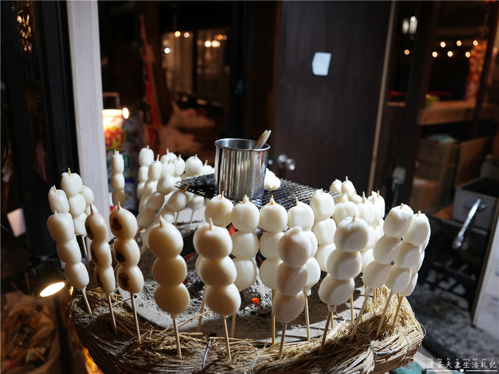 【日本群馬。美食】『名物草津温泉団子』草津溫泉排隊必吃名物！還能親手體驗烙印樂趣~ @傻蛋夫妻生活札記