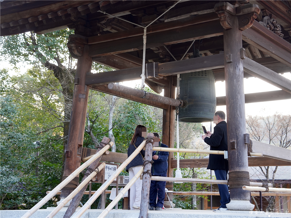 【日本京都。景點】『金閣寺』美到窒息的黃金倒影!金箔閃耀的古都象徵~ @傻蛋夫妻生活札記 【日本京都。景點】『金閣寺』美到窒息的黃金倒影!金箔閃耀的古都象徵~ @傻蛋夫妻生活札記