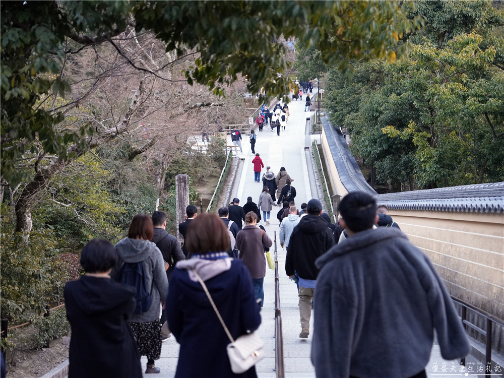【日本京都。景點】『金閣寺』美到窒息的黃金倒影!金箔閃耀的古都象徵~ @傻蛋夫妻生活札記 【日本京都。景點】『金閣寺』美到窒息的黃金倒影!金箔閃耀的古都象徵~ @傻蛋夫妻生活札記
