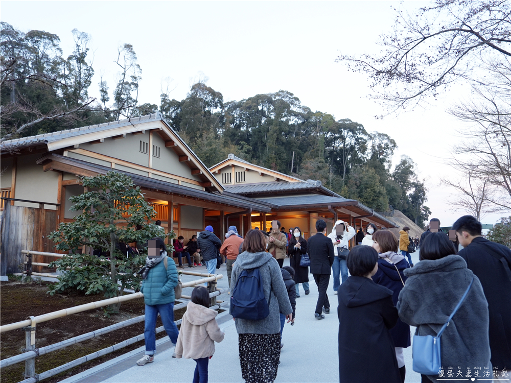 【日本京都。景點】『金閣寺』美到窒息的黃金倒影！金箔閃耀的古都象徵~ @傻蛋夫妻生活札記