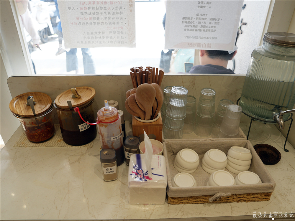 【苗栗竹南。美食】『佐佐ぎょうざ日式煎餃專賣店』超狂冰花煎餃！近乎完美的日式美味！竹南人氣小吃推薦~ @傻蛋夫妻生活札記