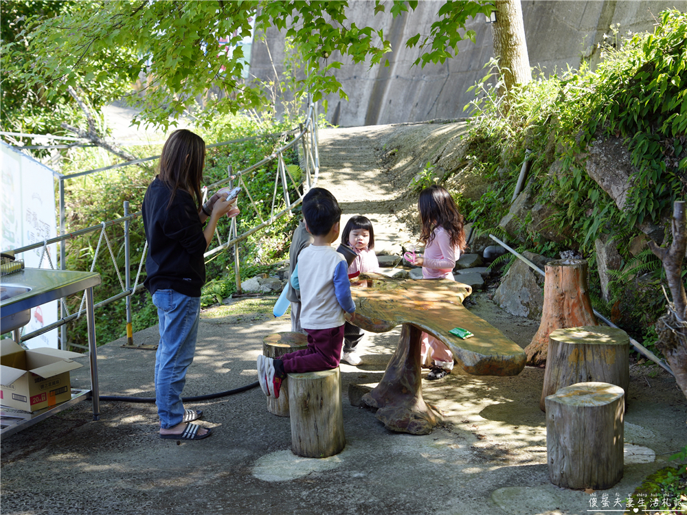 【苗栗公館。露營】『橄欖莊園』百萬夜景！坐擁山城景色的超美露營區！ @傻蛋夫妻生活札記