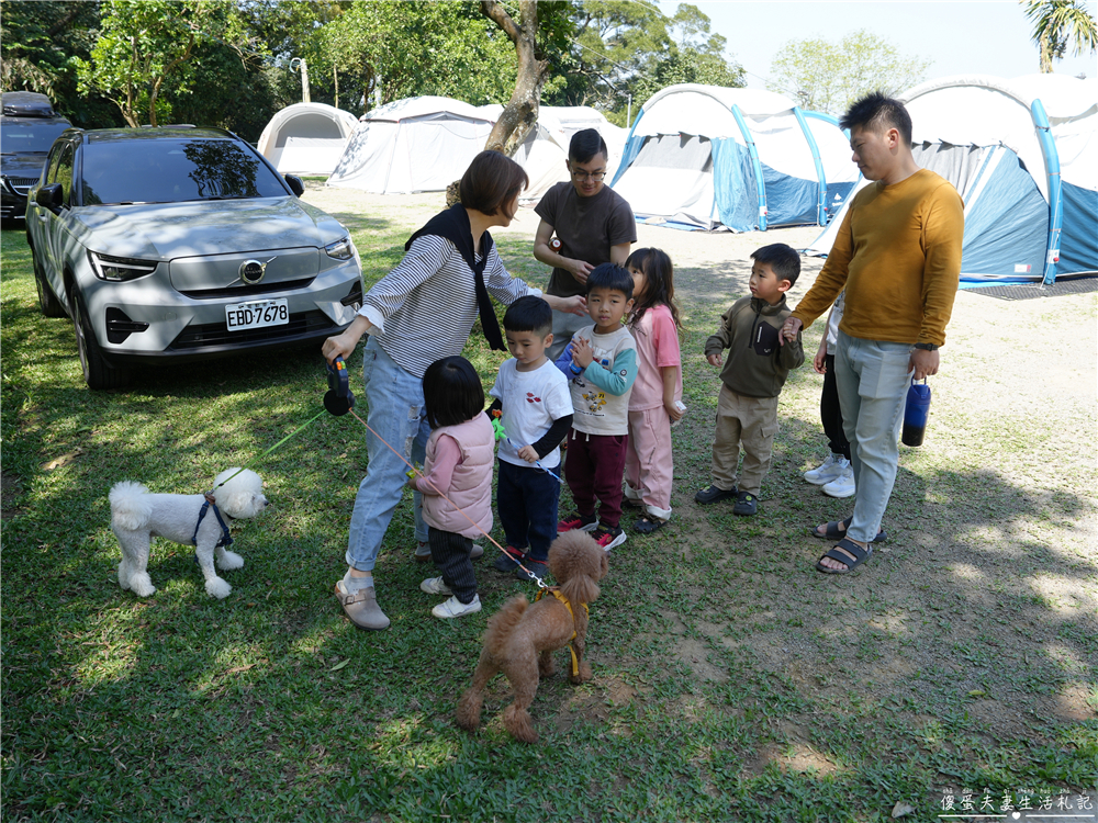 【苗栗公館。露營】『橄欖莊園』百萬夜景！坐擁山城景色的超美露營區！ @傻蛋夫妻生活札記
