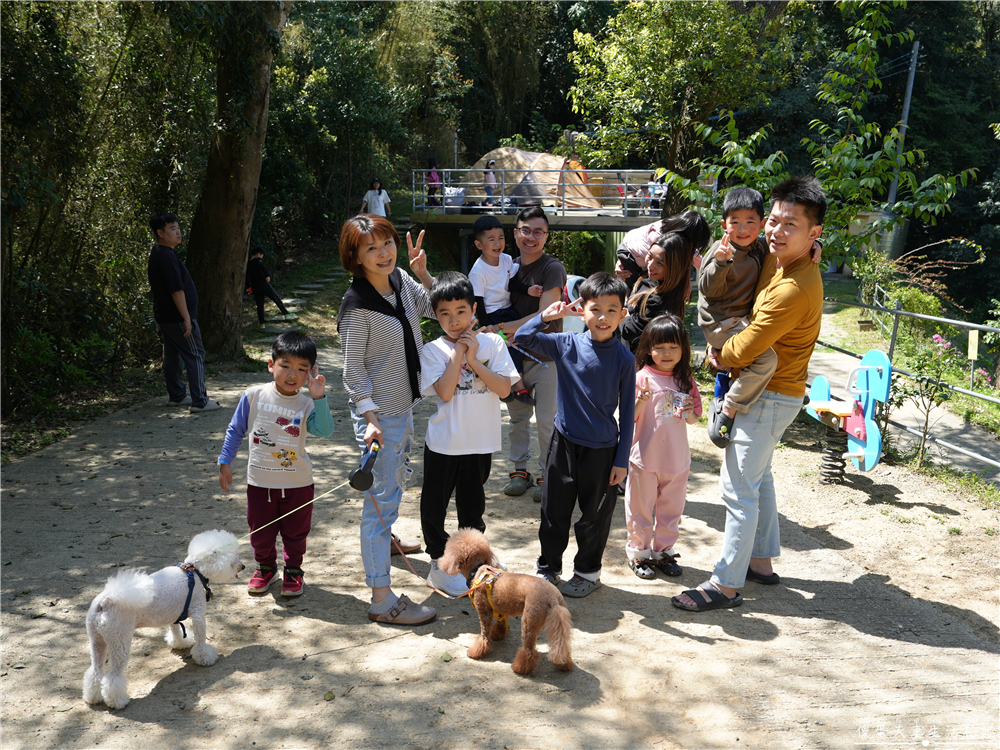 【苗栗公館。露營】『橄欖莊園』百萬夜景!坐擁山城景色的超美露營區! @傻蛋夫妻生活札記 【苗栗公館。露營】『橄欖莊園』百萬夜景!坐擁山城景色的超美露營區! @傻蛋夫妻生活札記