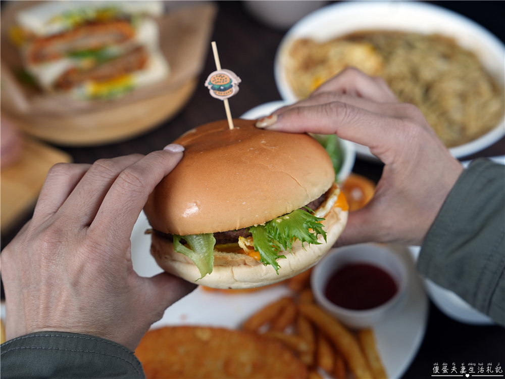 【苗栗市。美食】『日安晨光早午餐Bonjour Soleil』輕質感早午餐~還有早午餐少見的馬卡龍甜點！ @傻蛋夫妻生活札記