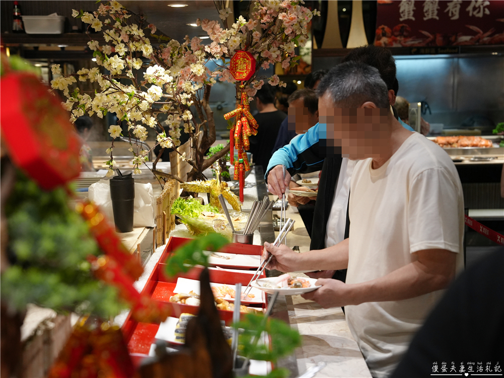 【台中南屯。美食】『潮港城太陽百匯』傳說中的中部辦桌王！台中超夯吃到飽之一！而且竟然還是寵物友善~~ @傻蛋夫妻生活札記