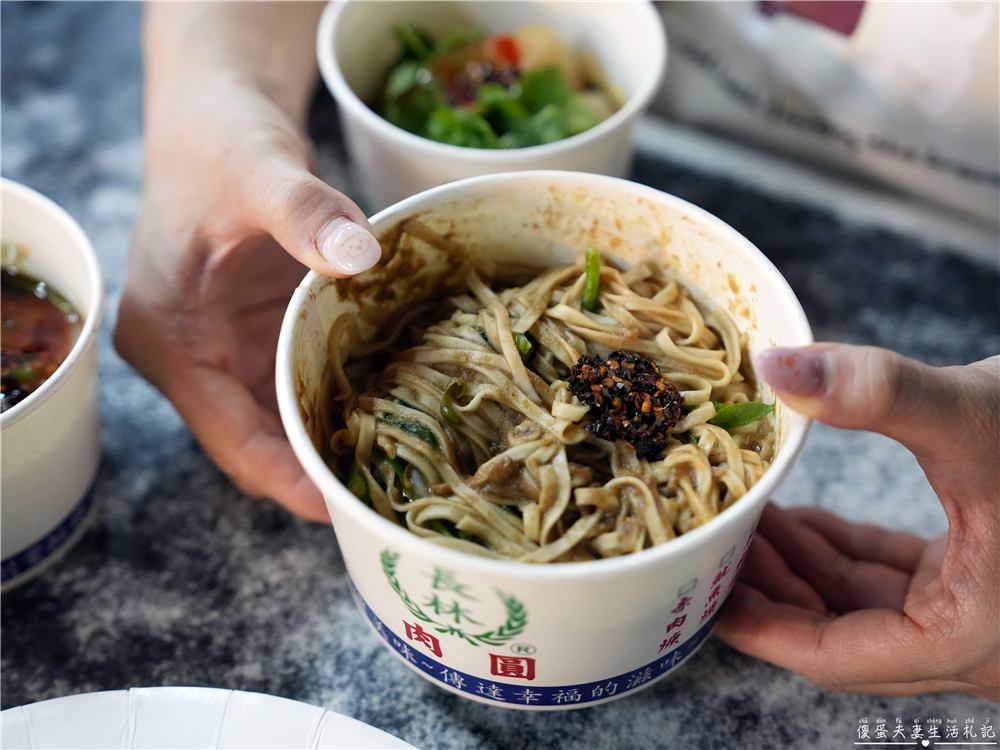 【台中北屯。美食】『長林肉圓』被低估的日常小吃！藏身新一點利黃昏市場的超低評分肉圓小吃攤！ @傻蛋夫妻生活札記