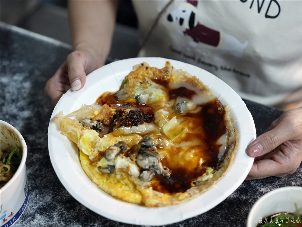 【台中北屯。美食】『長林肉圓』被低估的日常小吃！藏身新一點利黃昏市場的超低評分肉圓小吃攤！ @傻蛋夫妻生活札記