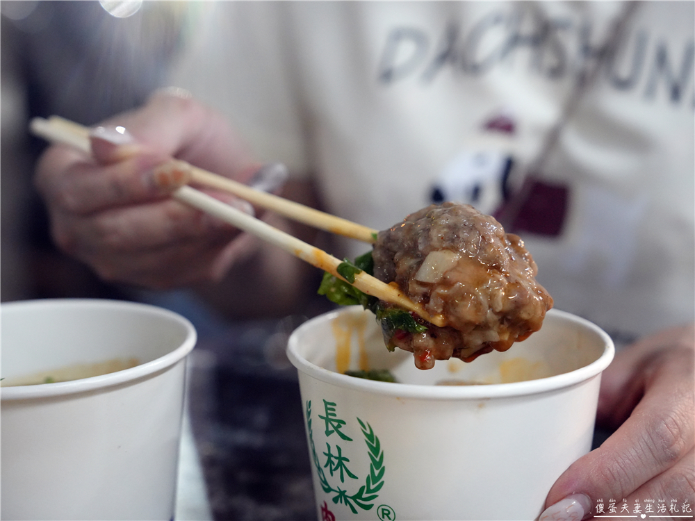【台中北屯。美食】『長林肉圓』被低估的日常小吃！藏身新一點利黃昏市場的超低評分肉圓小吃攤！ @傻蛋夫妻生活札記