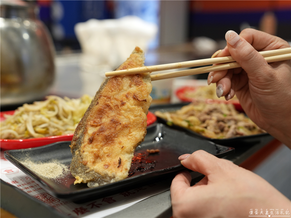 【台中西屯。美食】『料鐵哥醬燒鐵板-台中大遠百店』傳說中全台最會鐵板料理的一群哥！大遠百的鐵板料理連鎖店~ @傻蛋夫妻生活札記