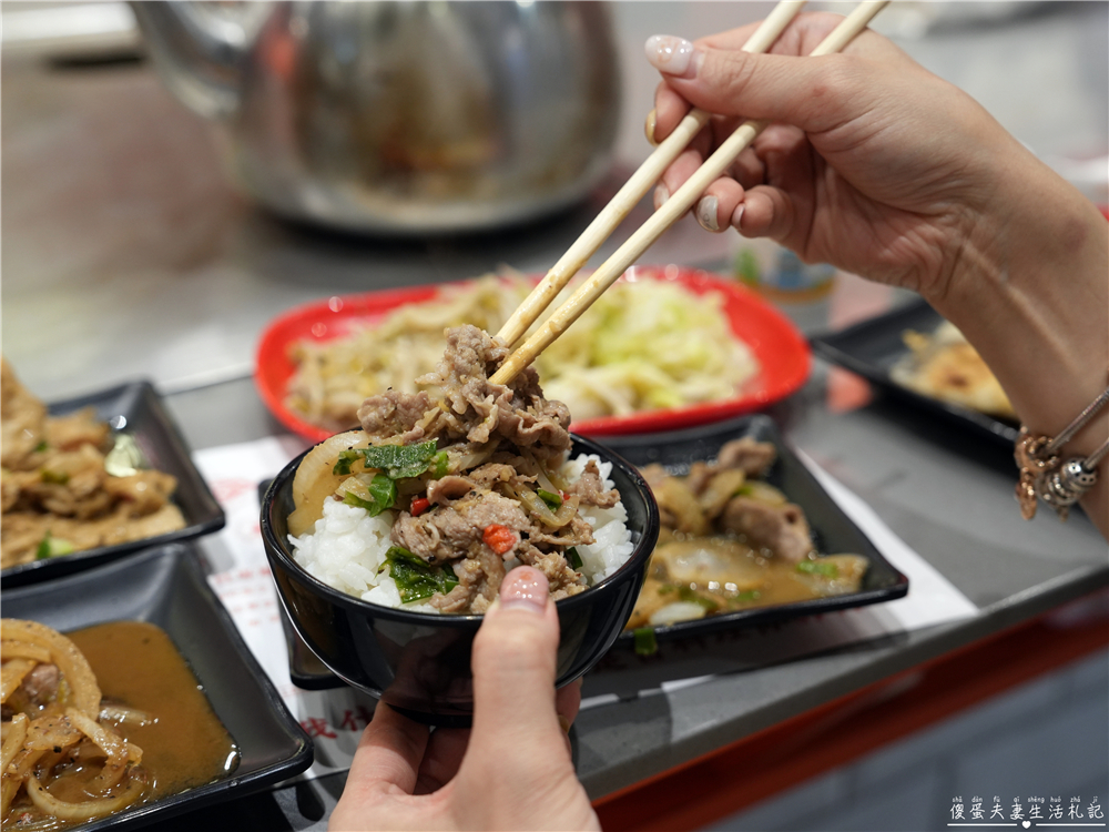 【台中西屯。美食】『料鐵哥醬燒鐵板-台中大遠百店』傳說中全台最會鐵板料理的一群哥！大遠百的鐵板料理連鎖店~ @傻蛋夫妻生活札記