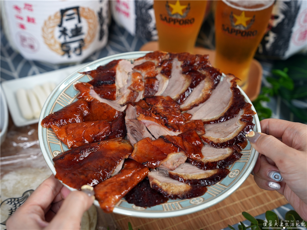 【台中北屯。美食】『富貴春北平烤鴨』傳統一鴨兩吃！水湳市場旁的超人氣烤鴨專賣~~ @傻蛋夫妻生活札記