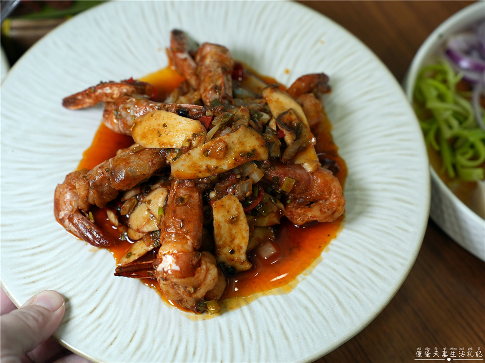 【桃園中壢。美食】『異域Mortar&#038;Pestle』滇緬風味！走進唯美玻璃屋來一場異國料理的邂逅吧~ @傻蛋夫妻生活札記