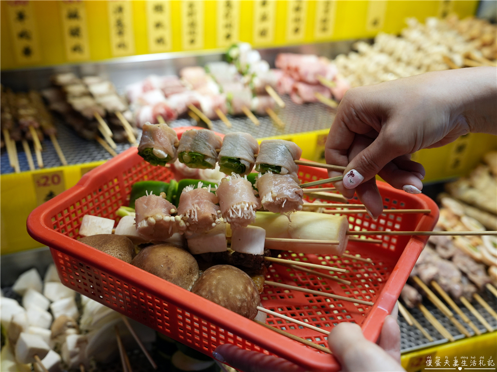 【台中北屯。美食】『橋頭烤肉』昌平夜市超人氣烤肉！一週只開三天的炭火烤肉專賣！ @傻蛋夫妻生活札記