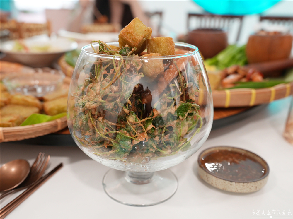 【桃園中壢。美食】『異域Mortar&#038;Pestle』滇緬風味！走進唯美玻璃屋來一場異國料理的邂逅吧~ @傻蛋夫妻生活札記