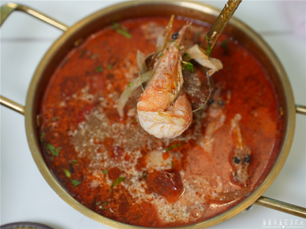 【桃園中壢。美食】『異域Mortar&#038;Pestle』滇緬風味！走進唯美玻璃屋來一場異國料理的邂逅吧~ @傻蛋夫妻生活札記