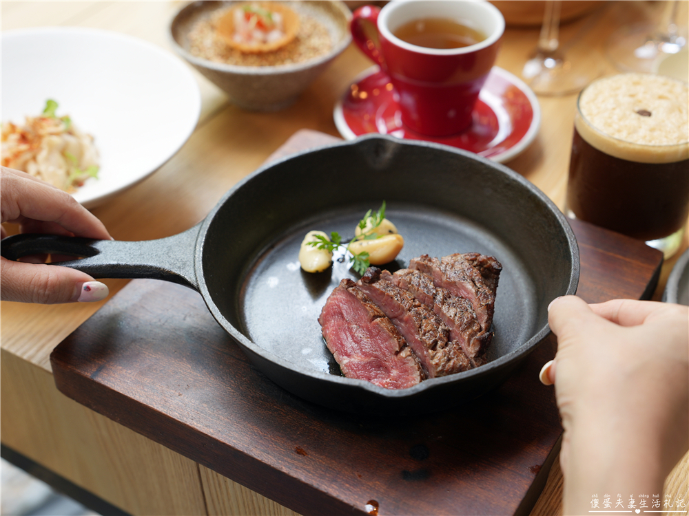 【台中西區。美食】『FORE直火料理-台中店』炭火直燒的極致饗宴！火與肉之間的品味儀式~台中直火料理推薦 @傻蛋夫妻生活札記