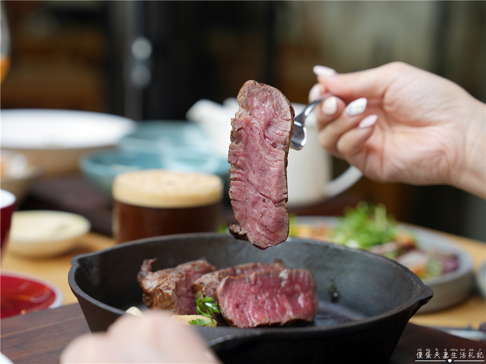 【台中西區。美食】『FORE直火料理-台中店』炭火直燒的極致饗宴！火與肉之間的品味儀式~台中直火料理推薦 @傻蛋夫妻生活札記