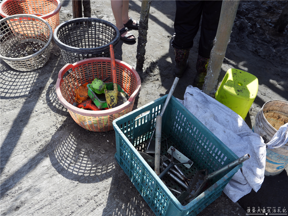 【彰化芳苑】『王功永昌叔』彰化旅遊最夯玩法！鮮蚵無限時、無限量爽吃！有吃又有玩的採蚵生態旅遊觀光三輪車！彰化親子旅遊推薦~ @傻蛋夫妻生活札記