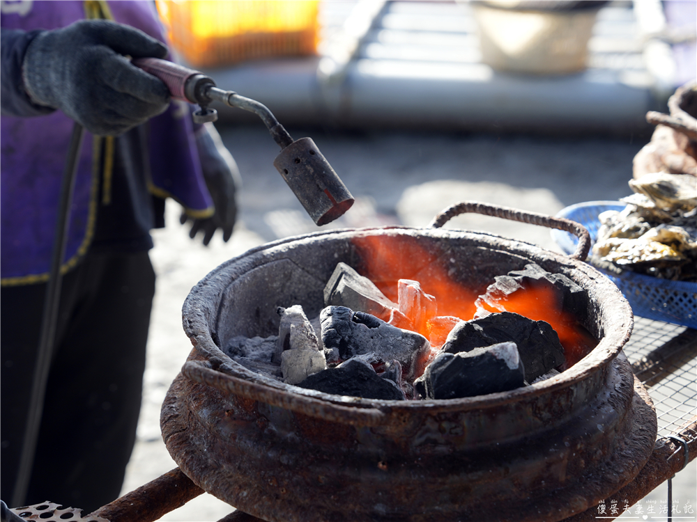 【彰化芳苑】『王功永昌叔』彰化旅遊最夯玩法！鮮蚵無限時、無限量爽吃！有吃又有玩的採蚵生態旅遊觀光三輪車！彰化親子旅遊推薦~ @傻蛋夫妻生活札記